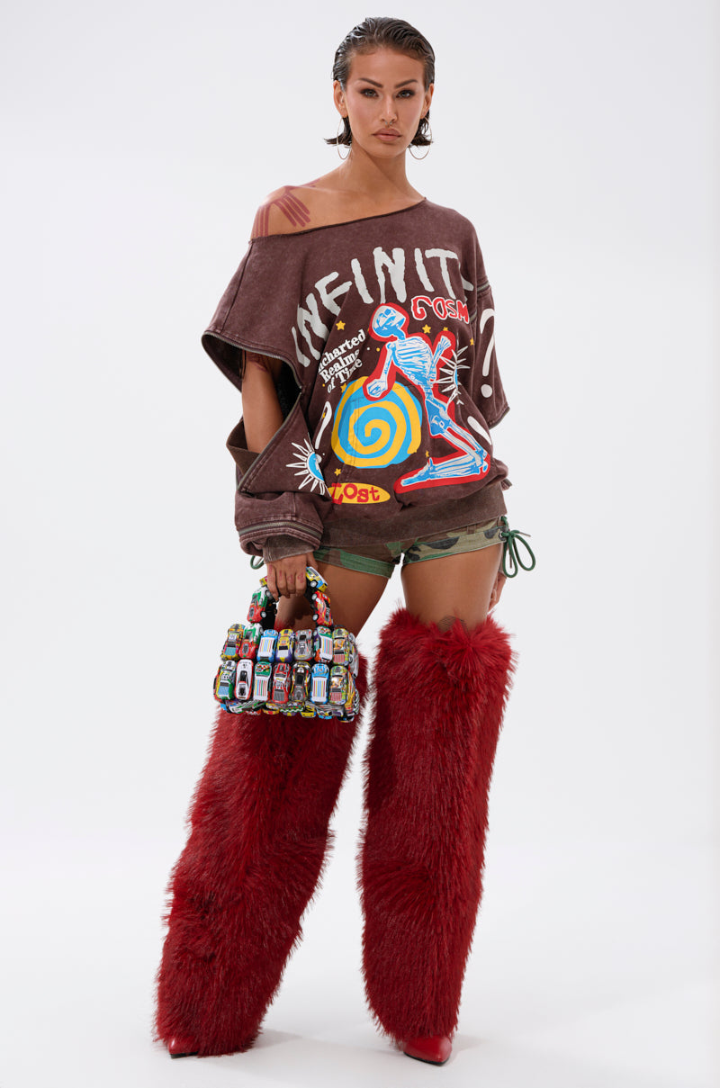 INFINITE COSMOS OVERSIZED GRAPHIC SWEATSHIRT