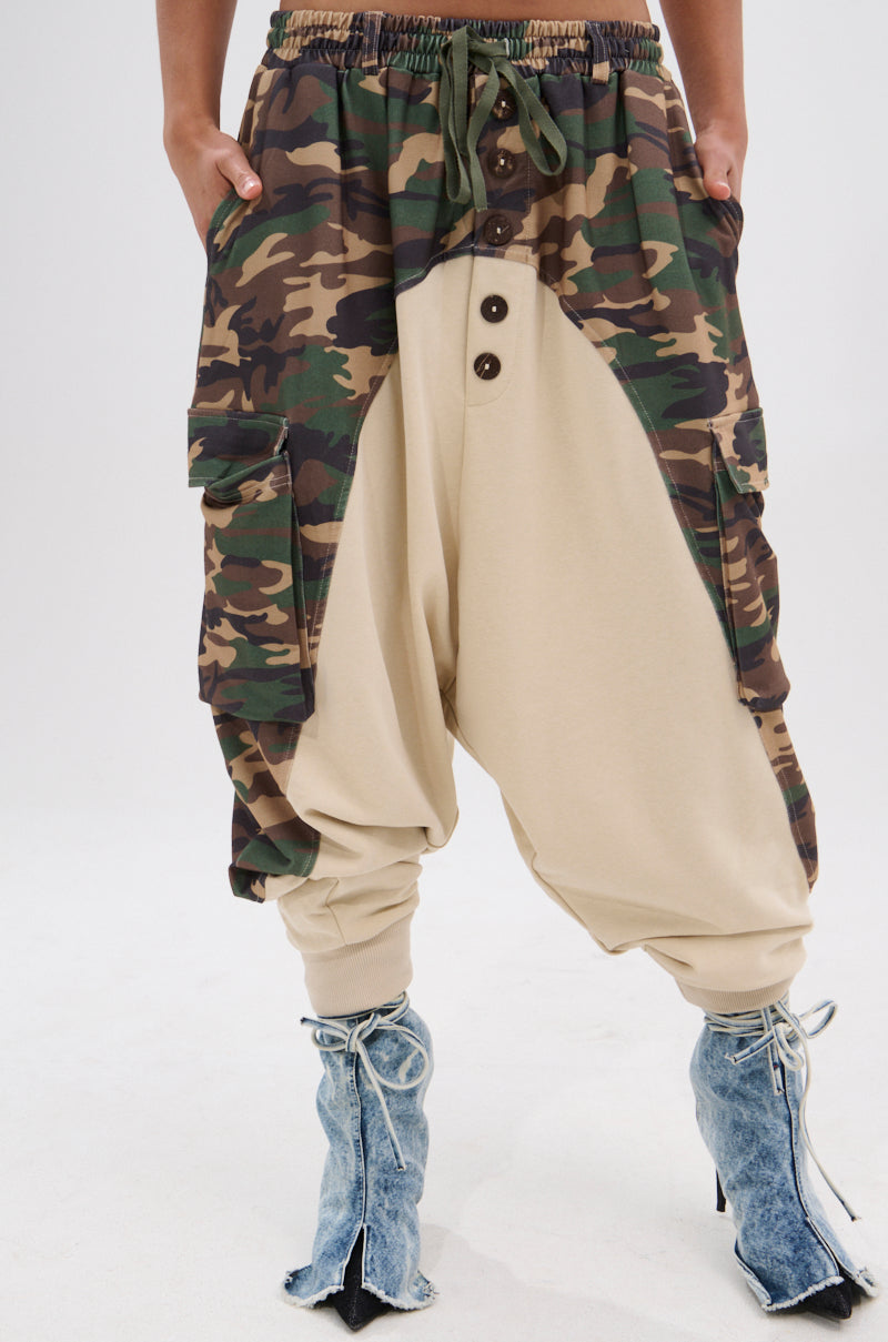 DOWN FOR IT CAMO JOGGER