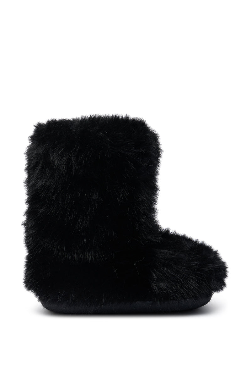 AZALEA WANG DIPA BLACK FUR FLAT BOOTIE
