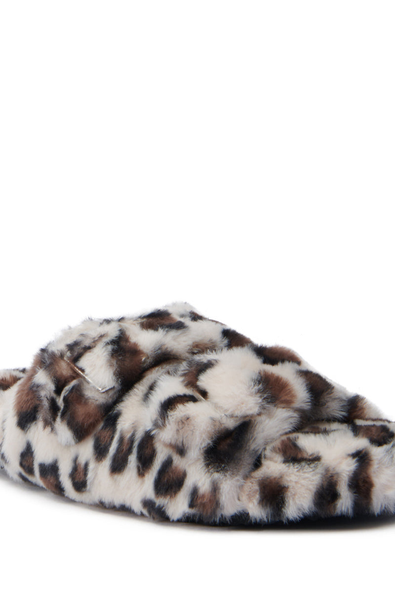 AZALEA WANG LOVING LEOPARD SANDAL