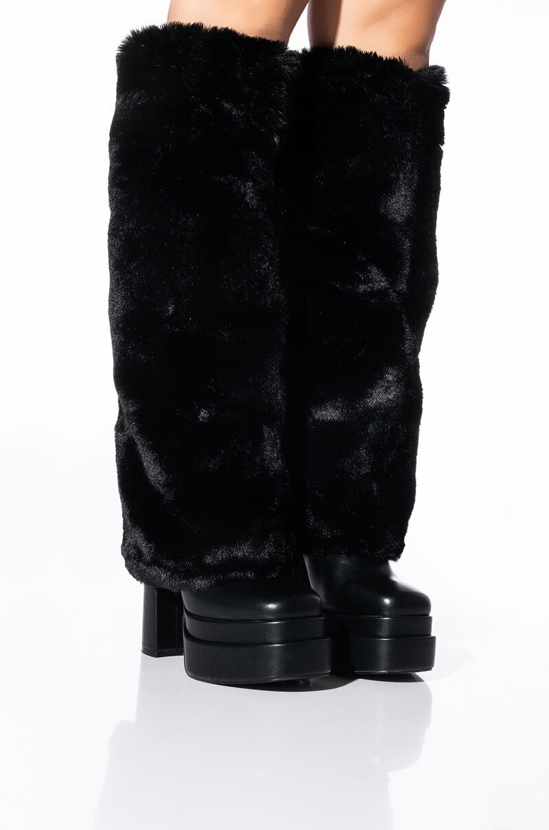 AZALEA WANG COCO FUR FOLD OVER BOOT IN BLACK