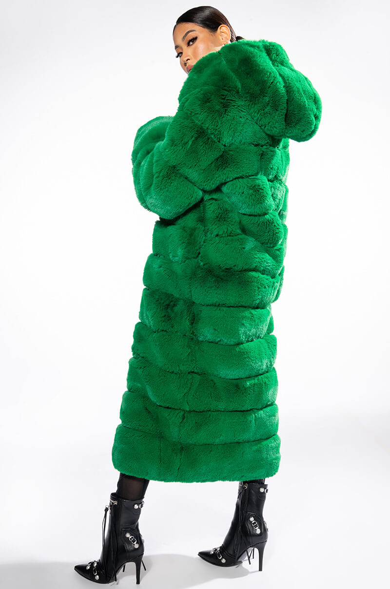 LUXE JENNY FAUX FUR LONG COAT IN GREEN