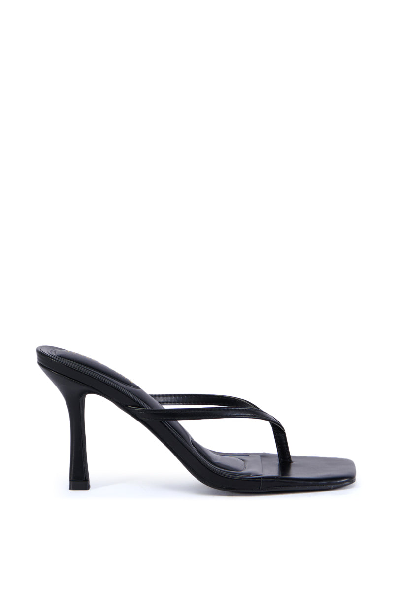 AZALEA WANG RODOLFO BLACK THONG TOE STILETTO SANDAL