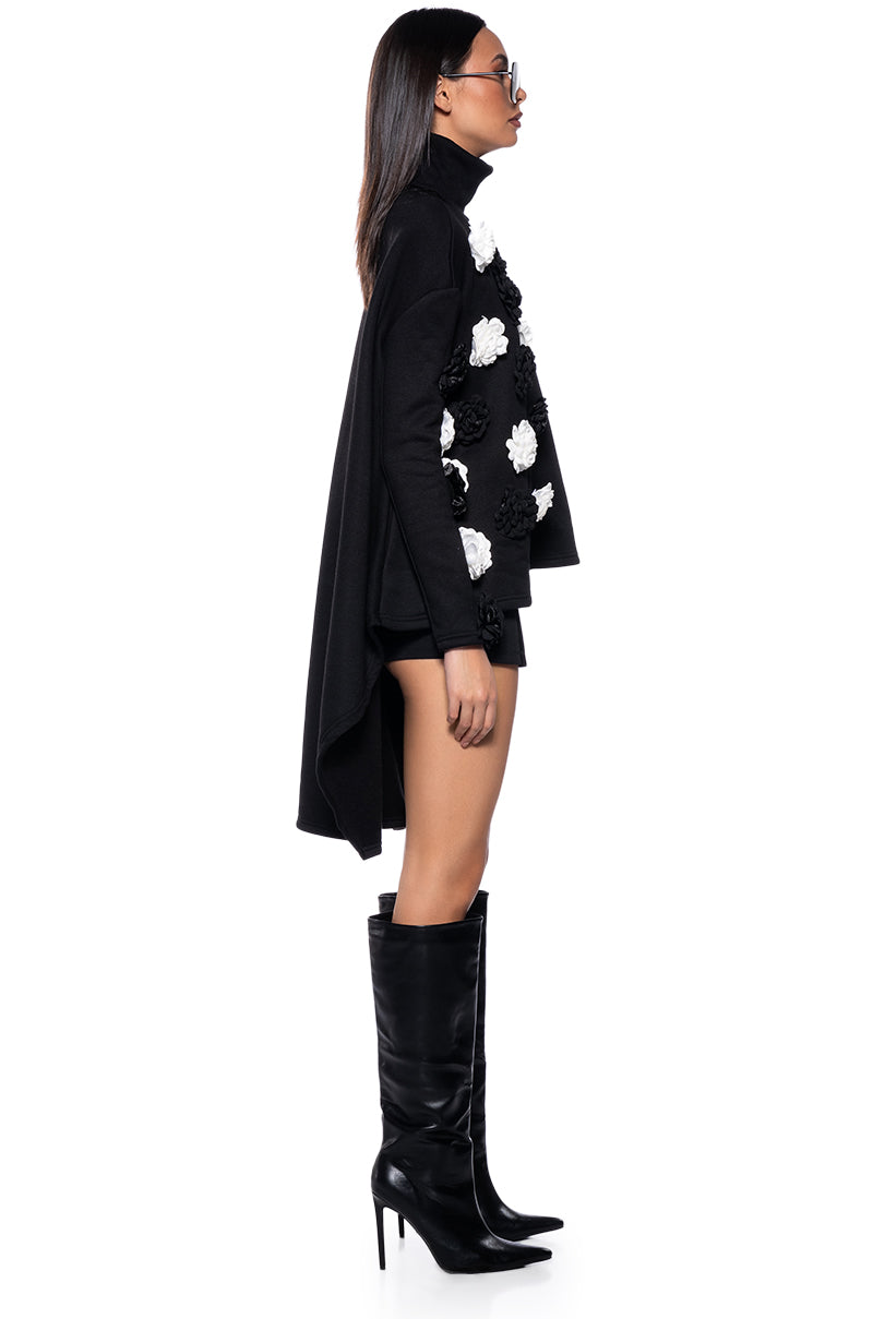 ELLA FLOWER DETAIL PULL OVER TURTLENECK SWEATSHIRT
