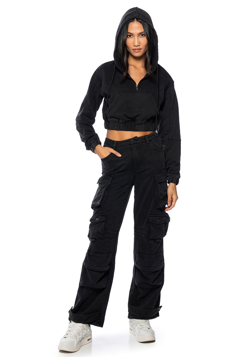 HURRICANE HALF ZIP CROPPED HOODIE
